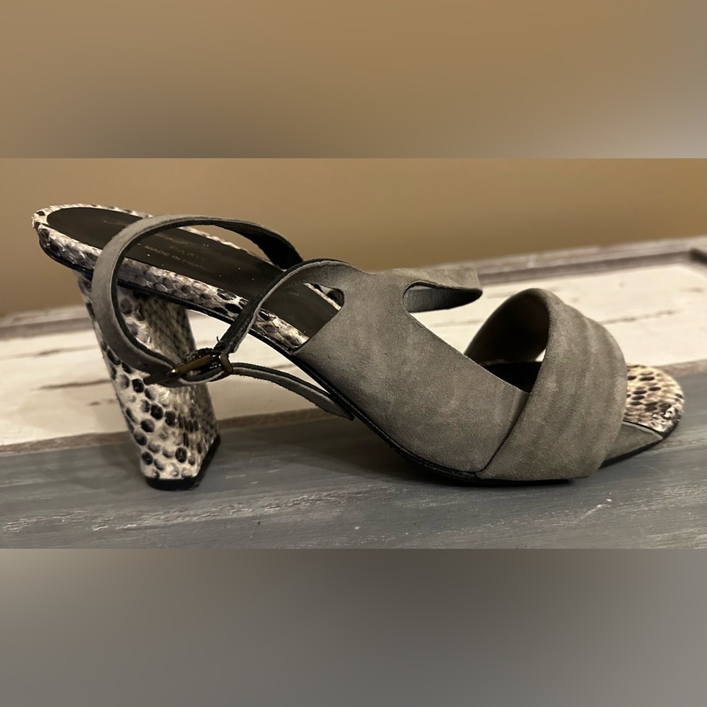 Robert Clergerie Women’s Python-Effect Block Heel… - image 3